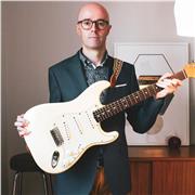 Guitarra de 0 a 99 años. Cualquier horario (También mañanas)